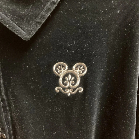 Velvet Mickey button up shirt size M - Picture 2 of 8
